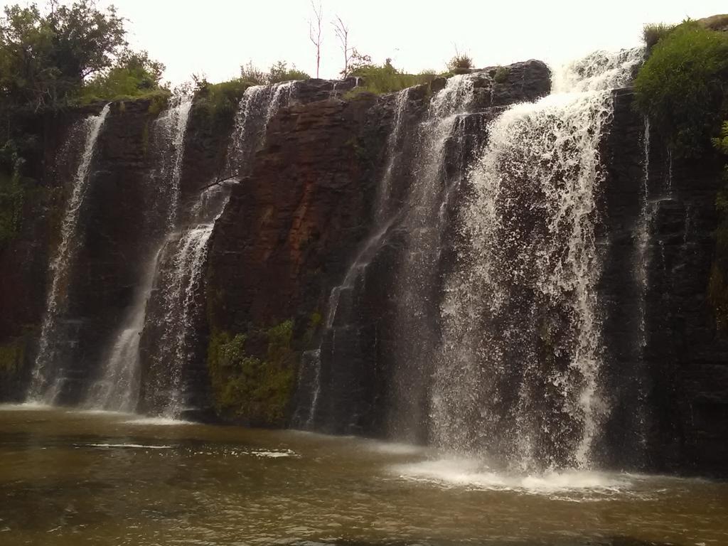 Two Falls View サビー エクステリア 写真